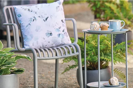 MODERNE ELEGANZ IM GARTEN!